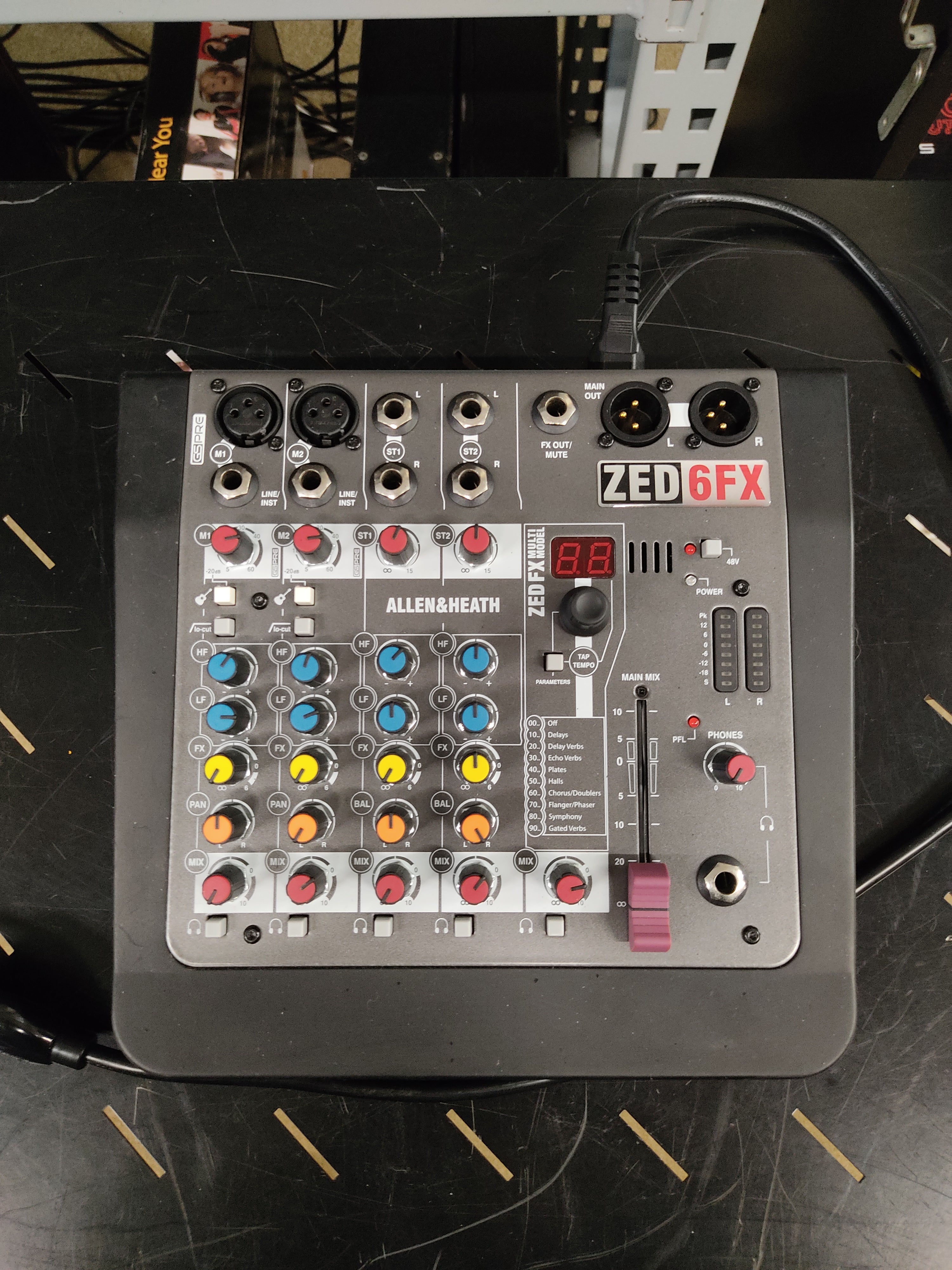 Allen&Heath Zed 6FX