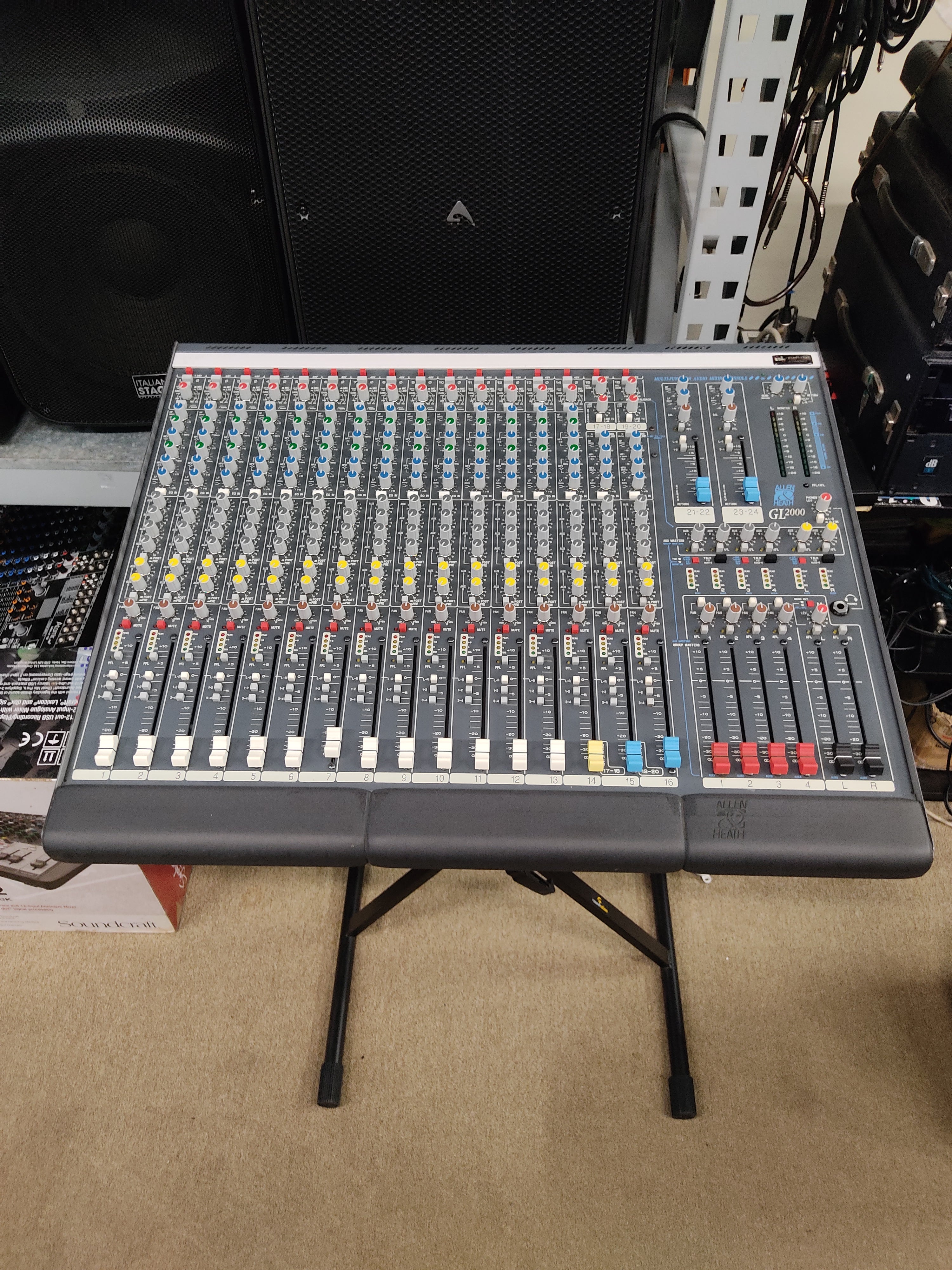 Allen & Heath GL2000