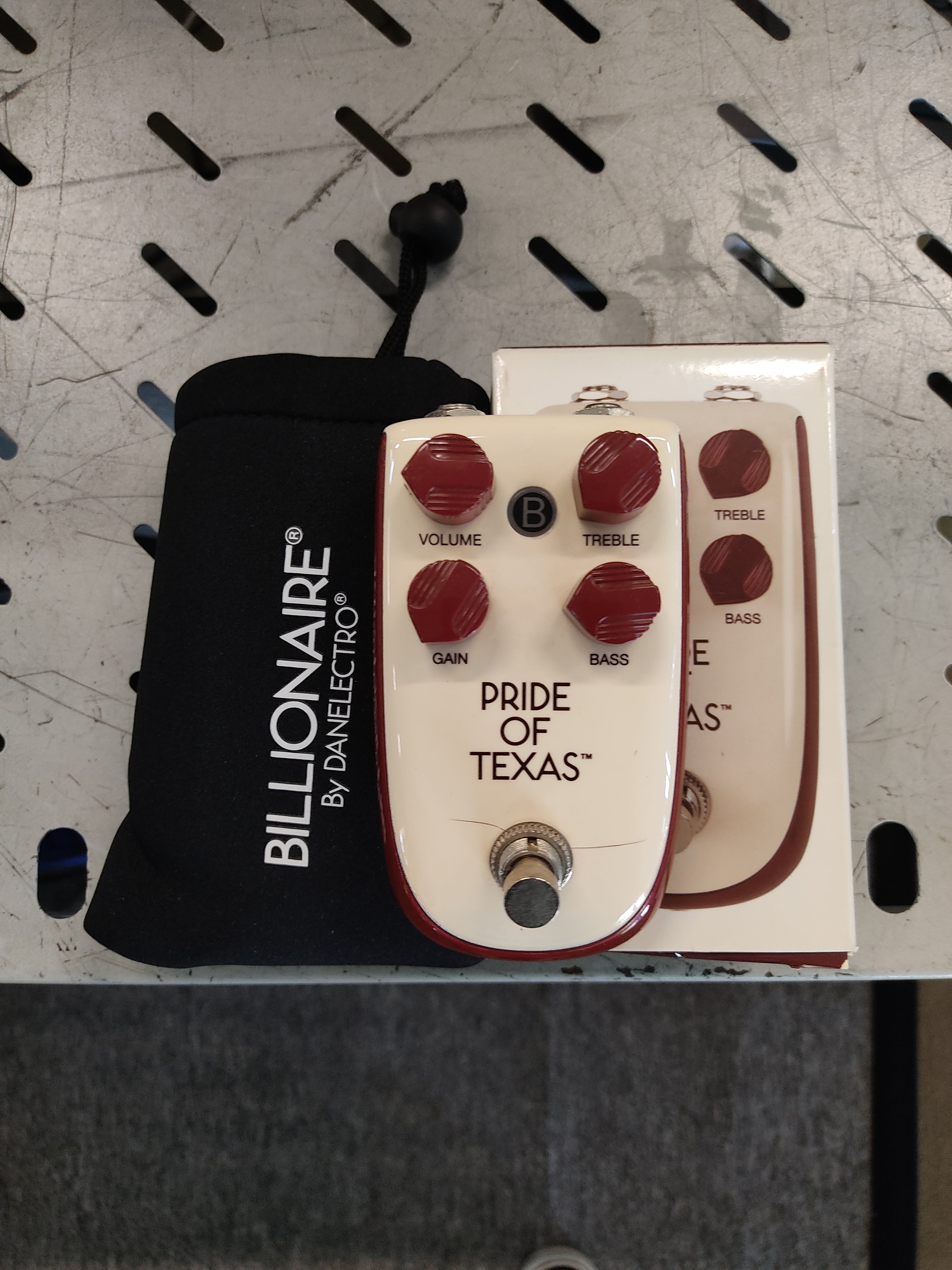 Billionaire By Danelectro Pride of Texas