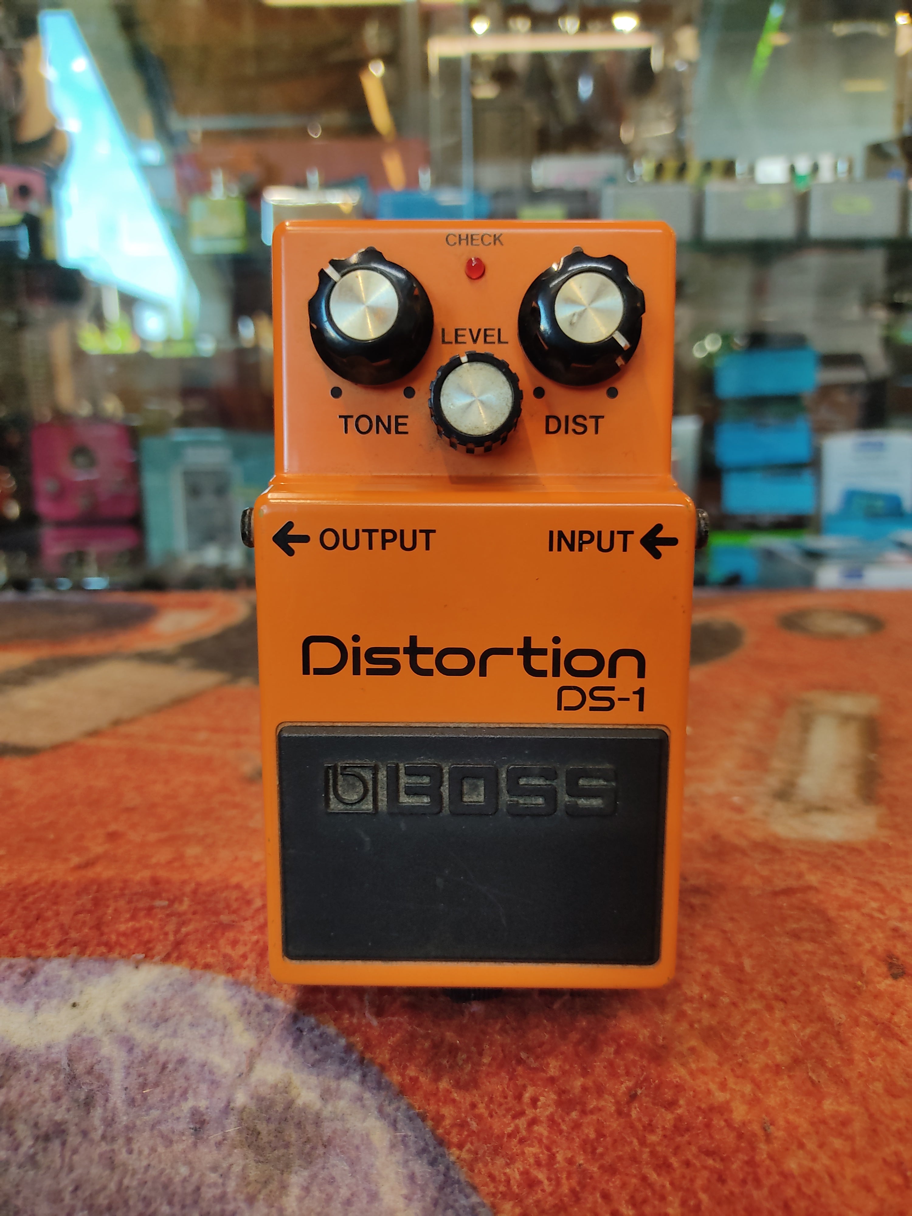 Boss DS1