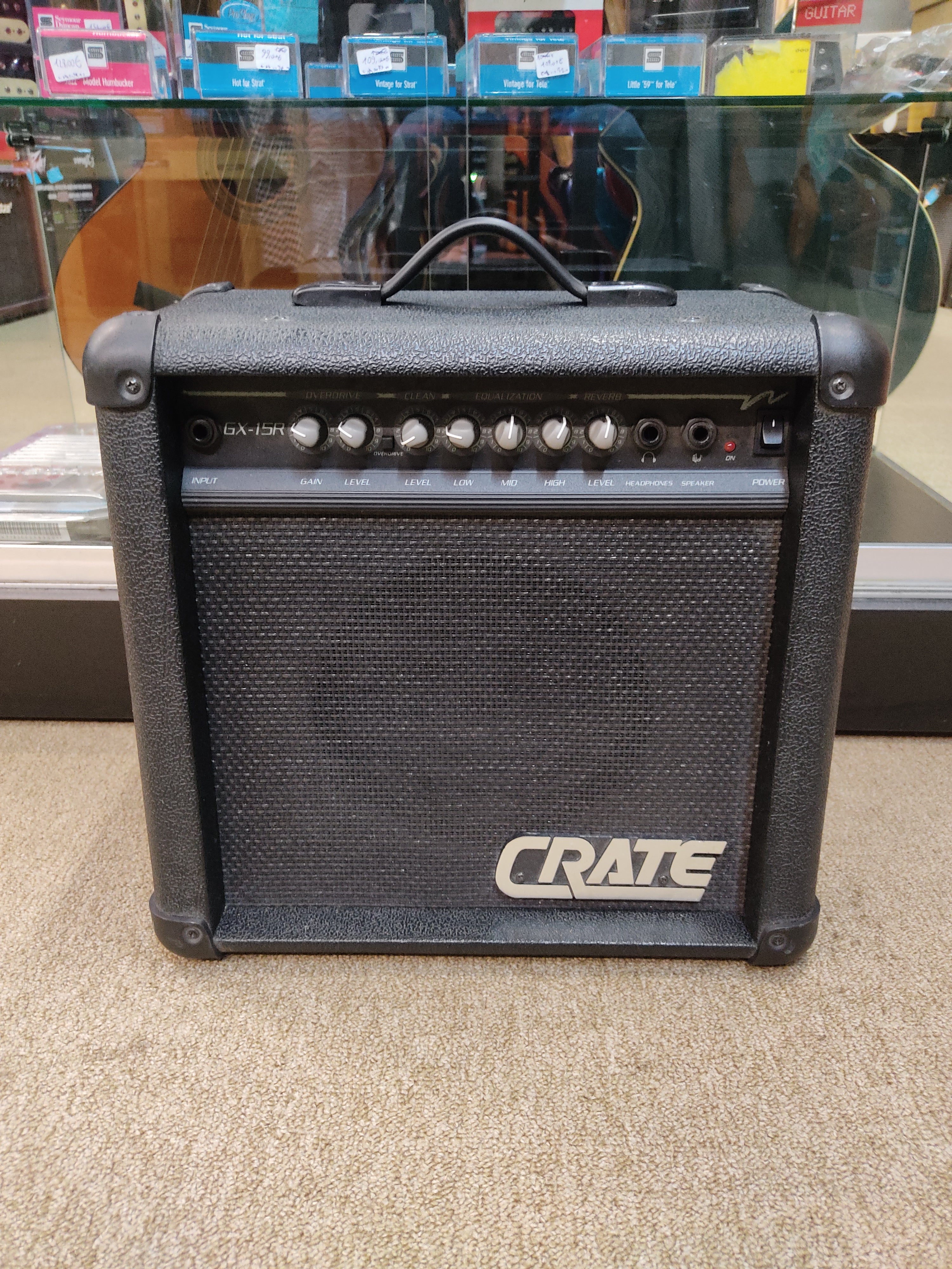Crate GX15R