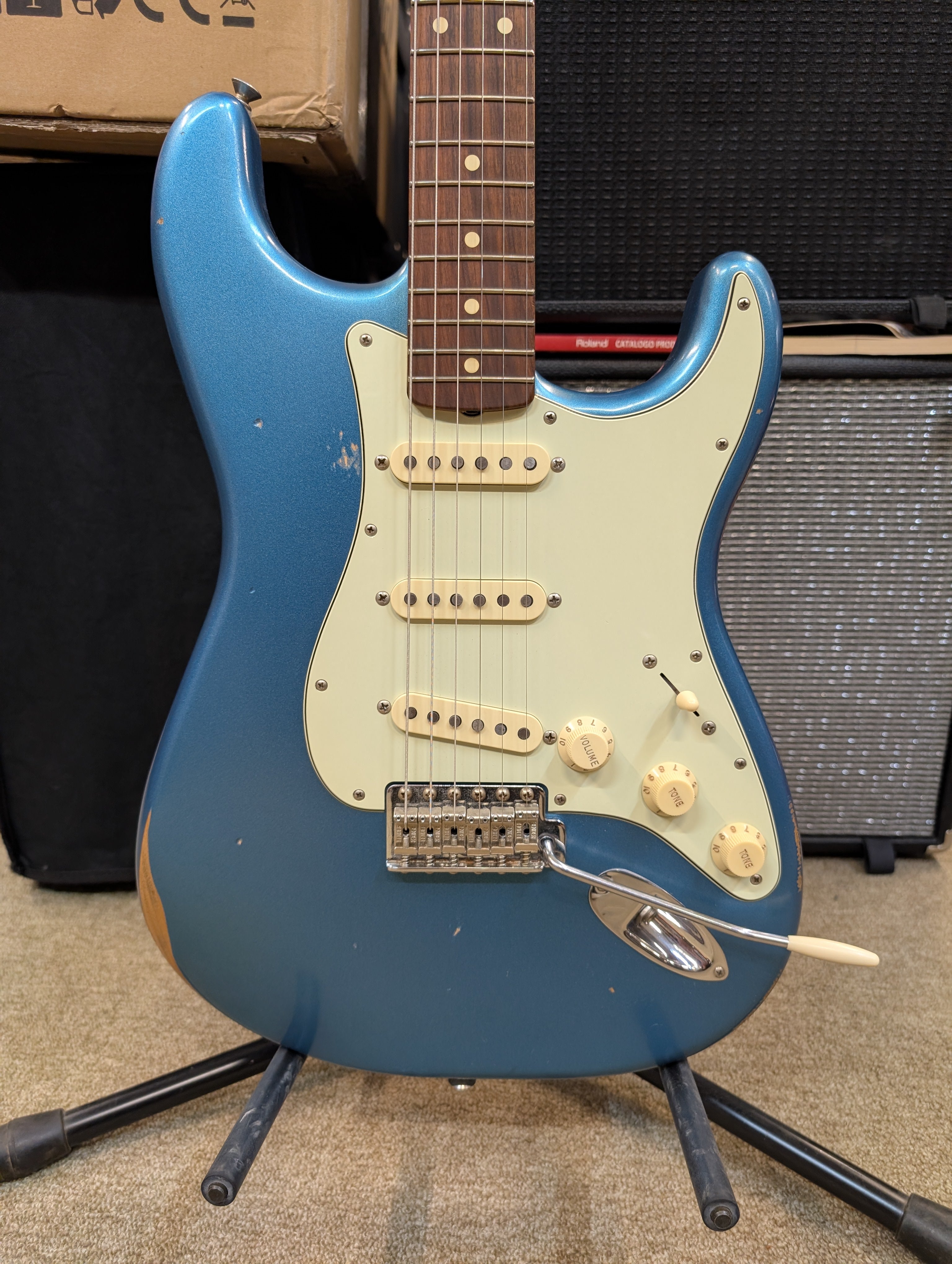 Fender Vintera Road Worn 60s Stratocaster PF LPB