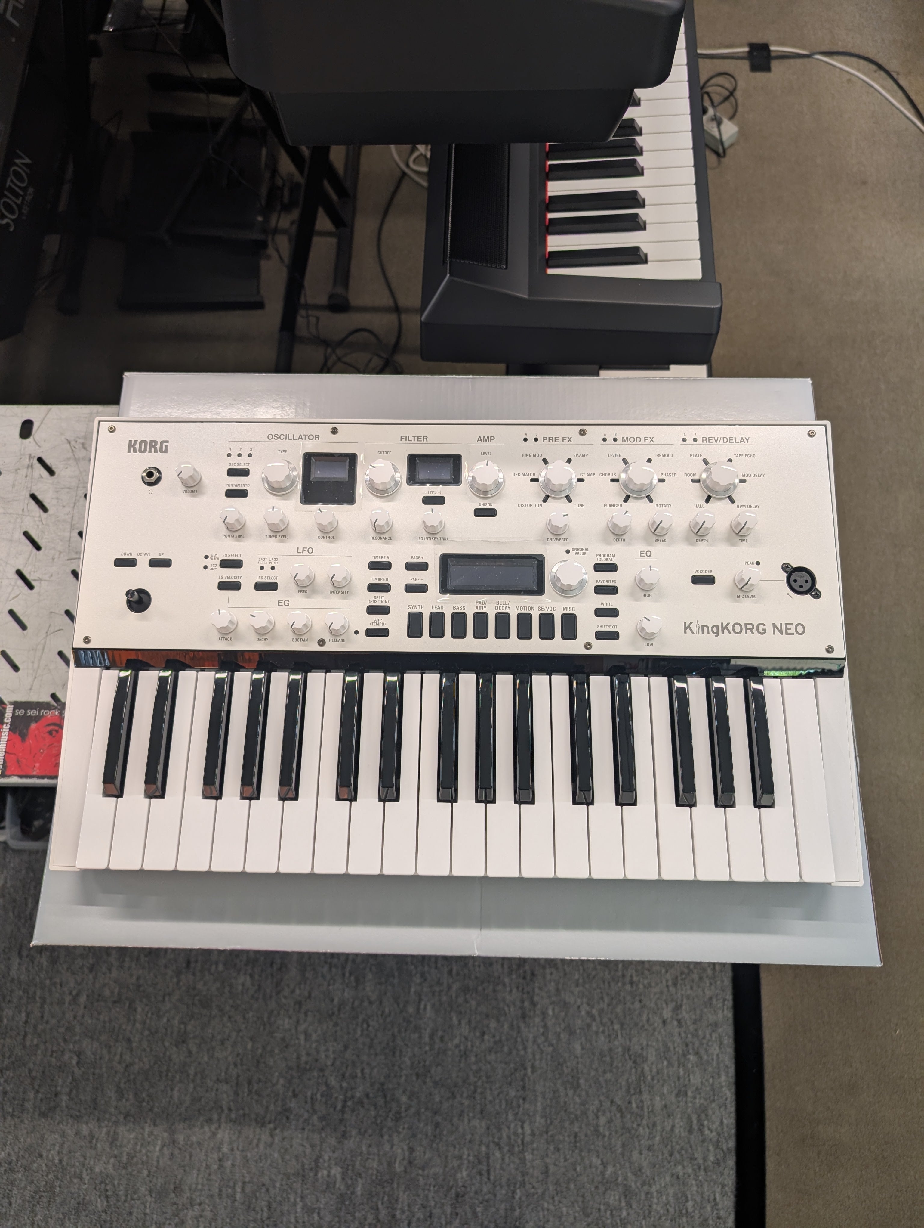 Korg KingKorg Neo