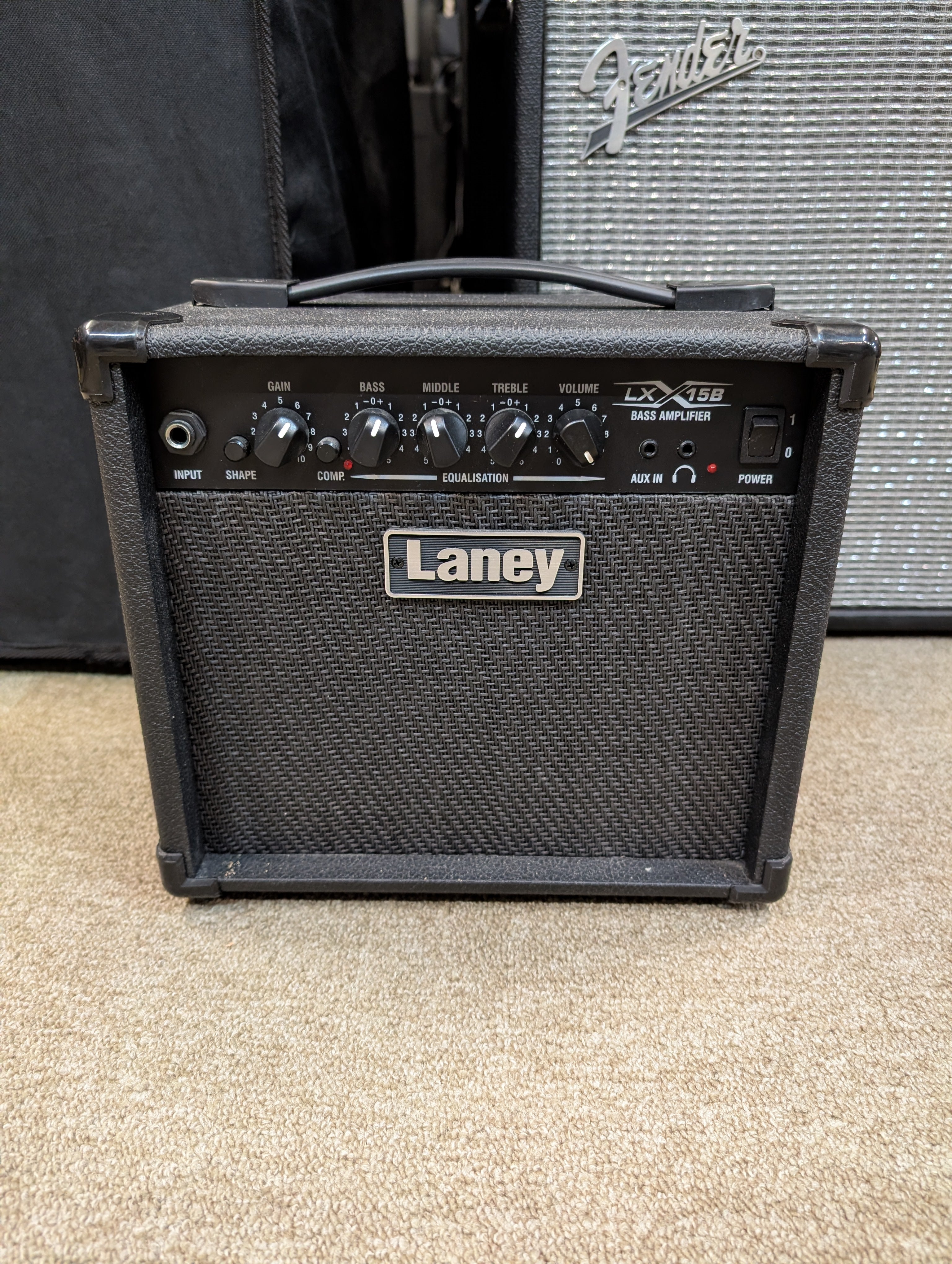 Laney LX15B