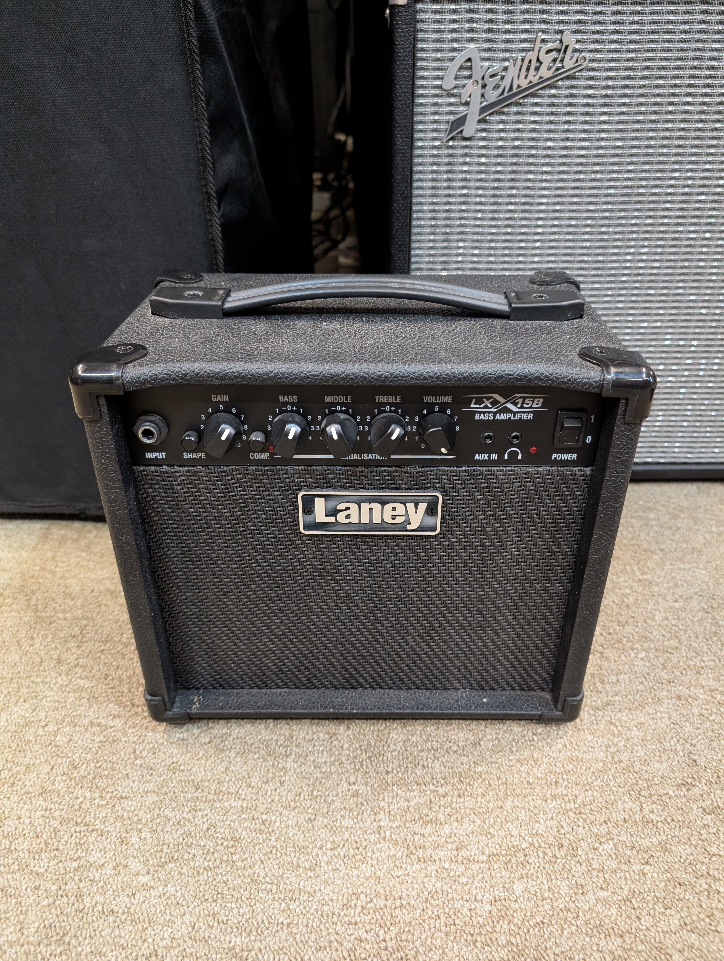 Laney LX15B
