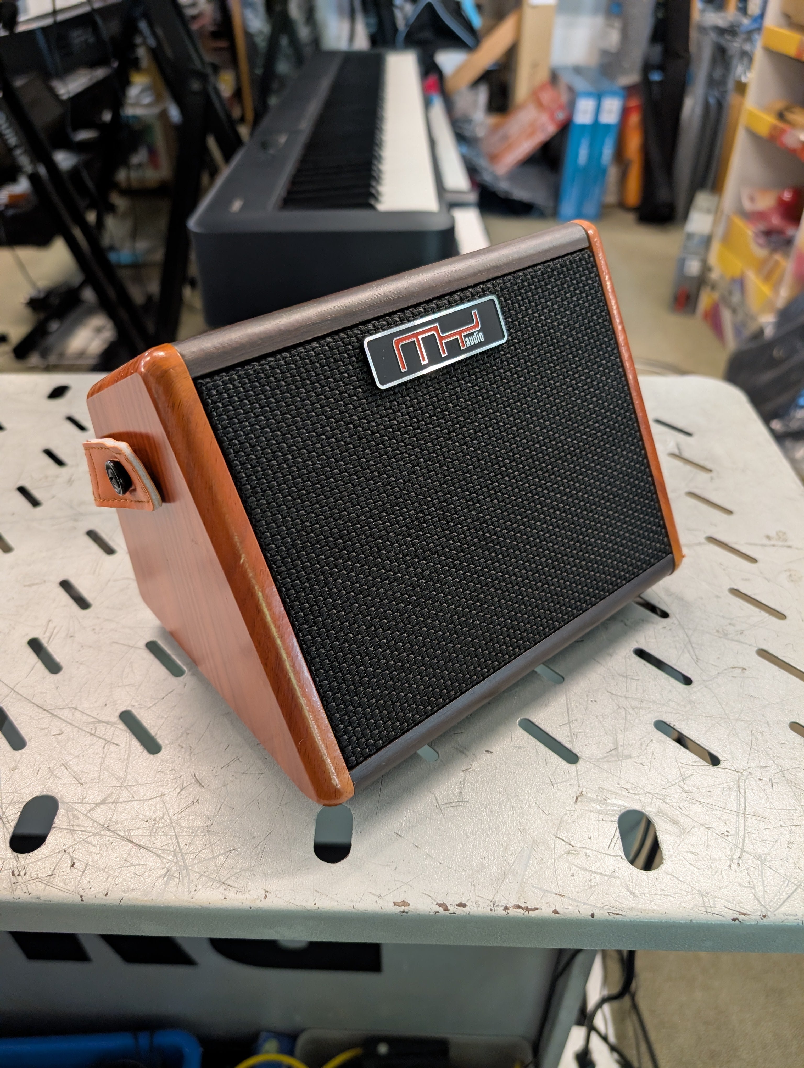 My Audio AC-15BT (A Batteria)