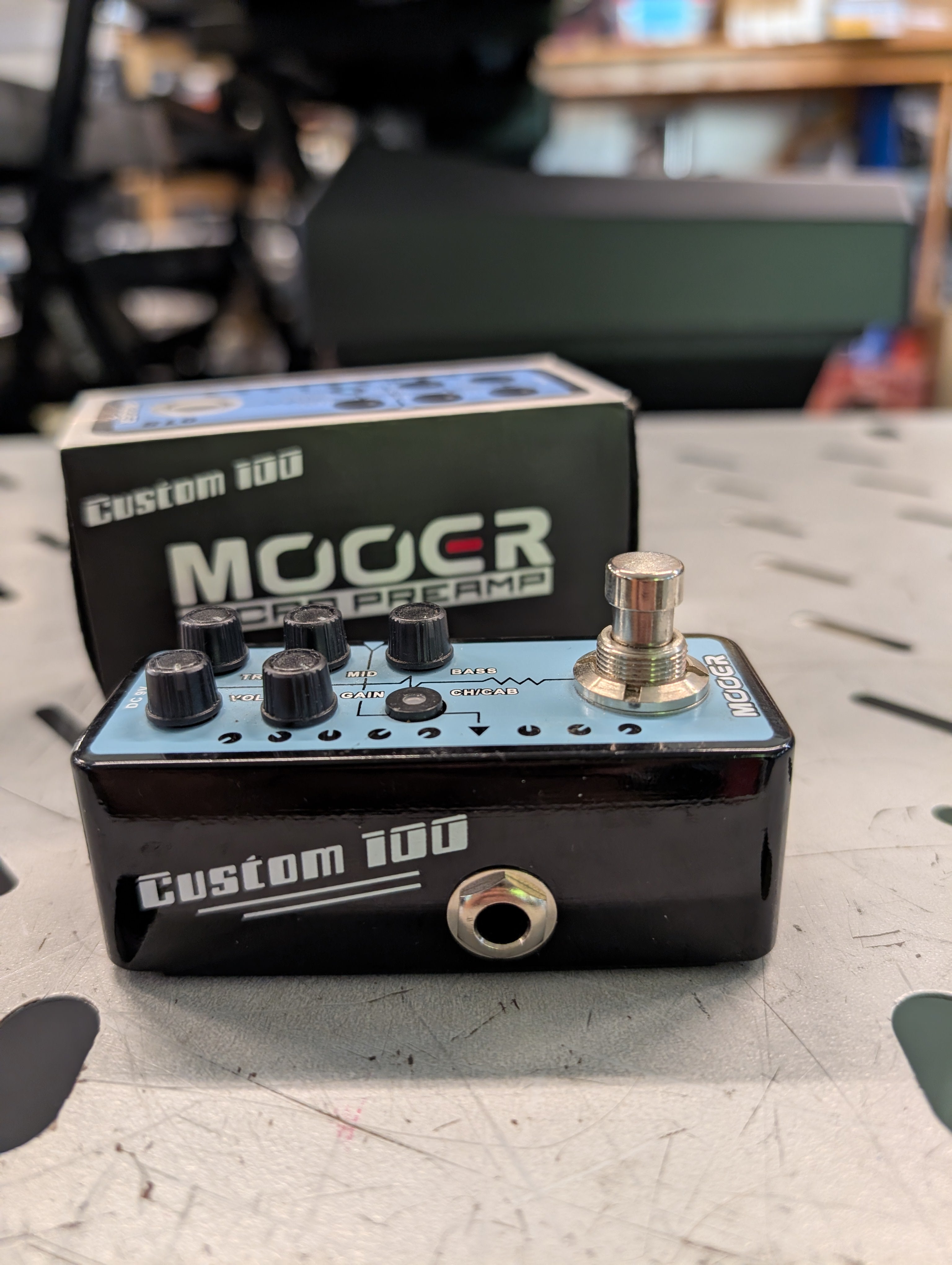 Mooer 018 Custom 100