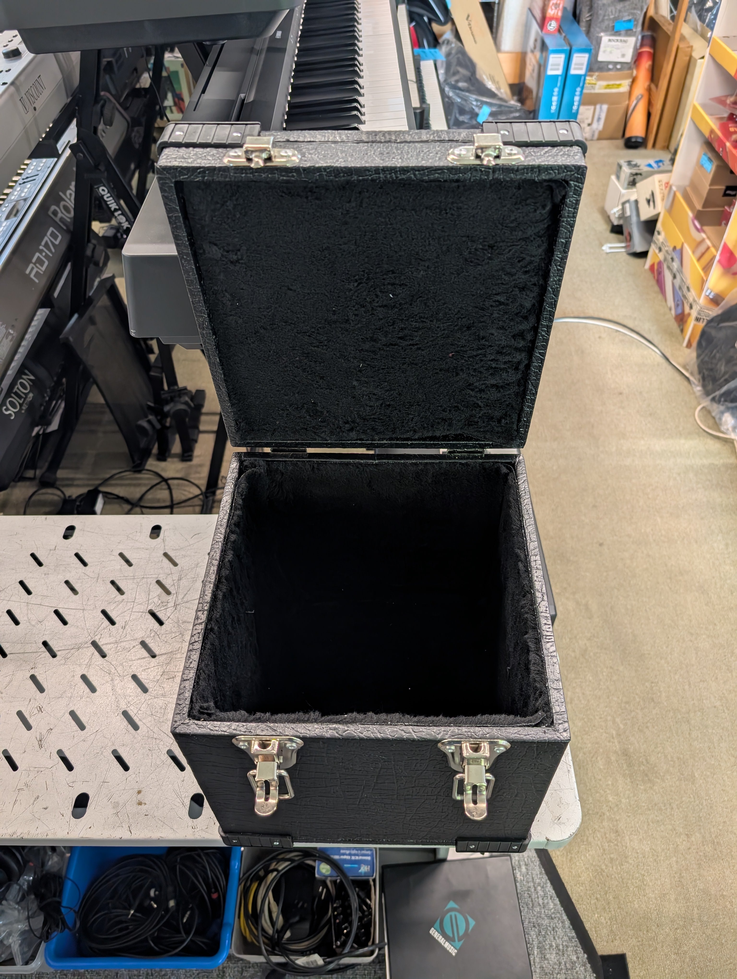 RCH Case 25x25x21 cm