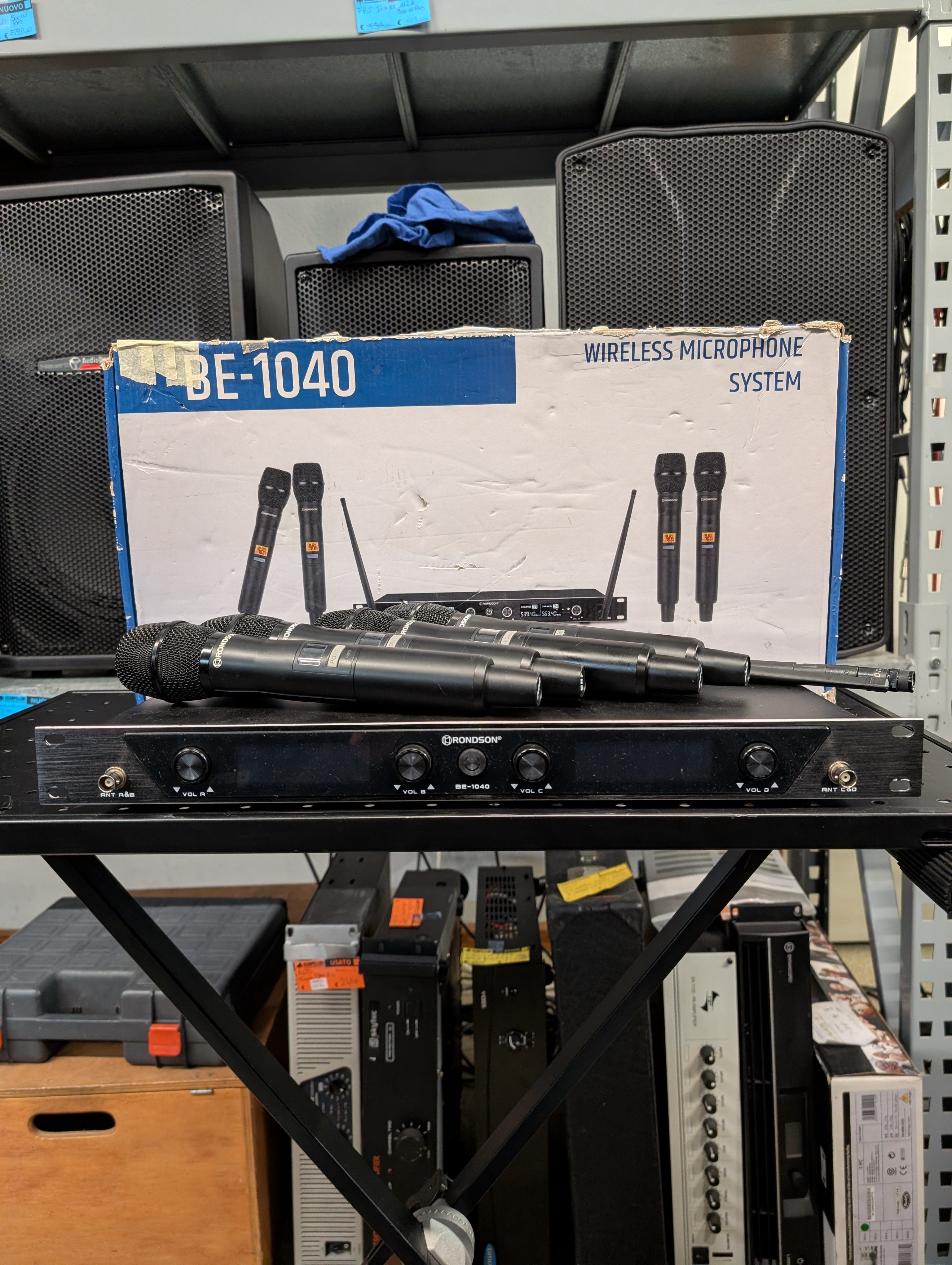 Rondson BE1040 4Mic (658.1-664.1-670.4-687.1 MHz)