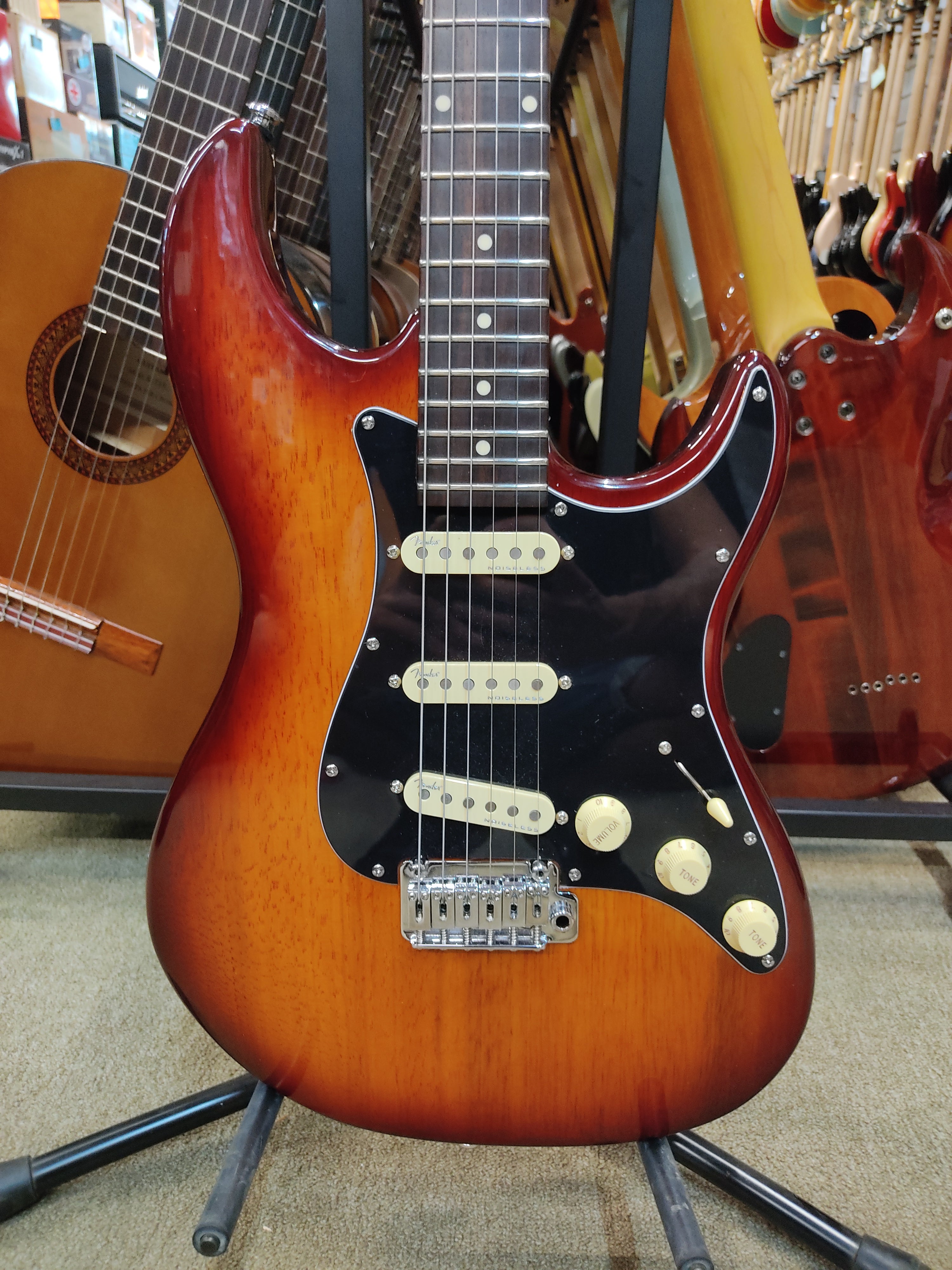 Sire Larry Carlton S3 (Fender Noiseless)