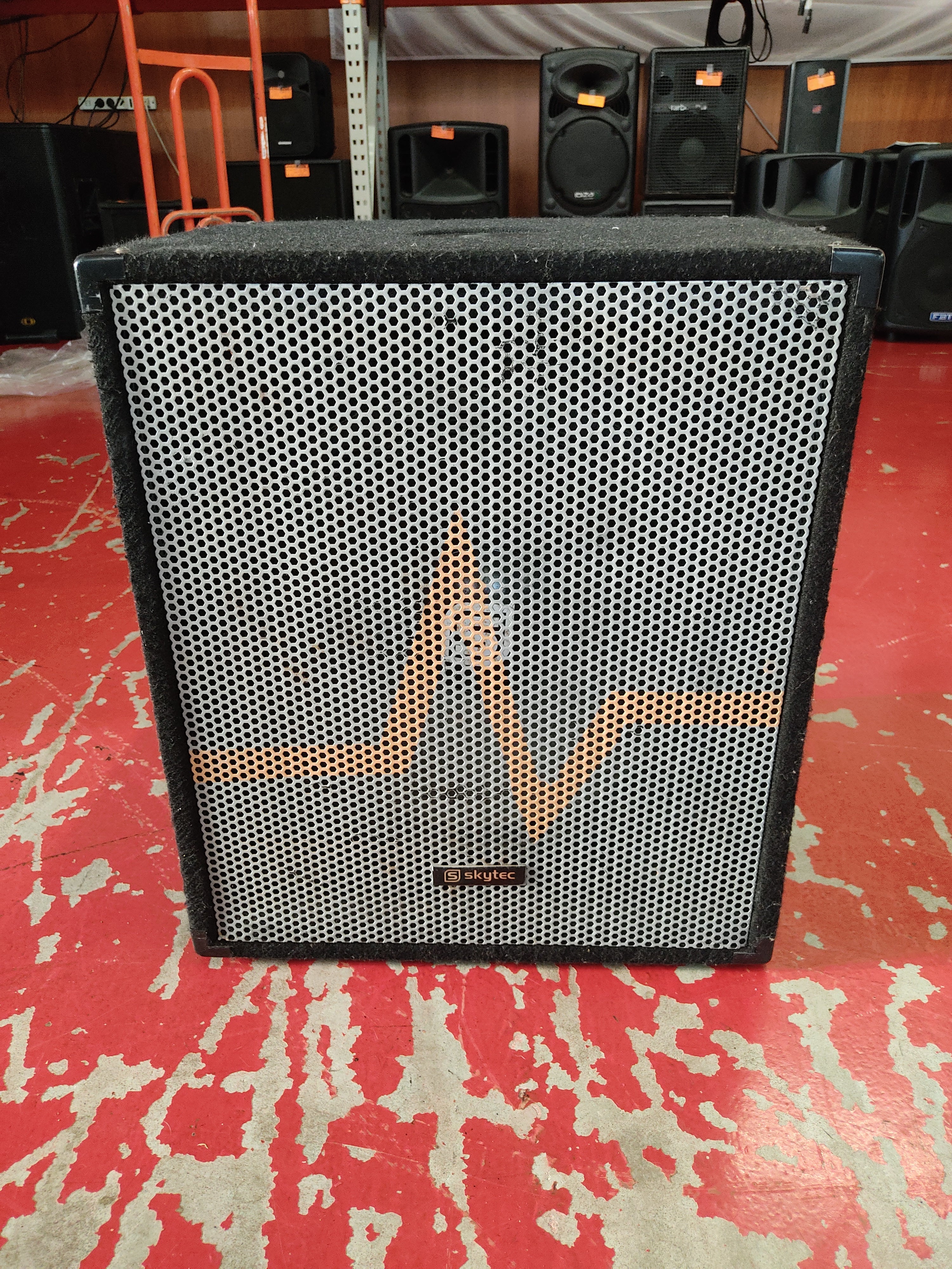 Skytec SMW15