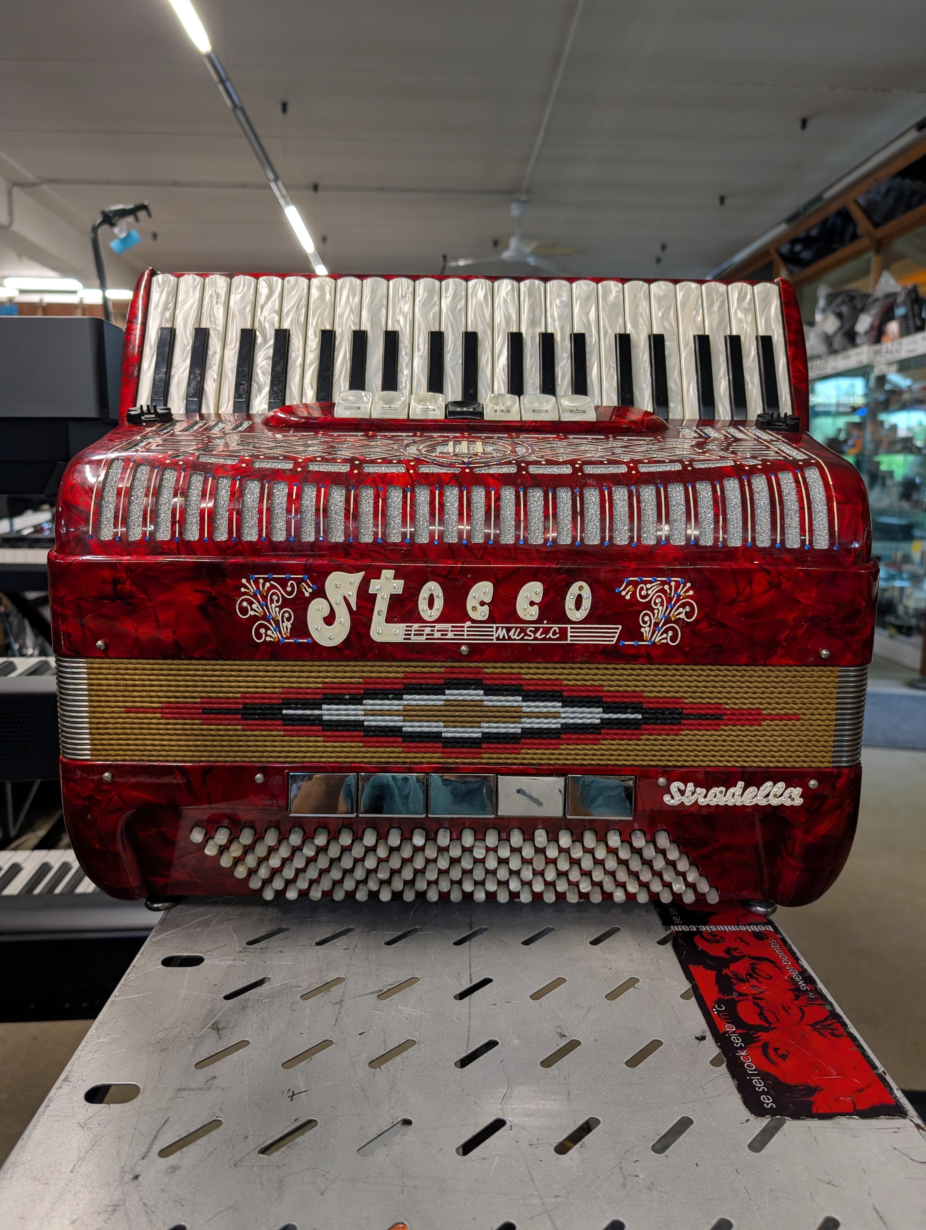 Stocco Stradella 120 (3+1 Cassotto)