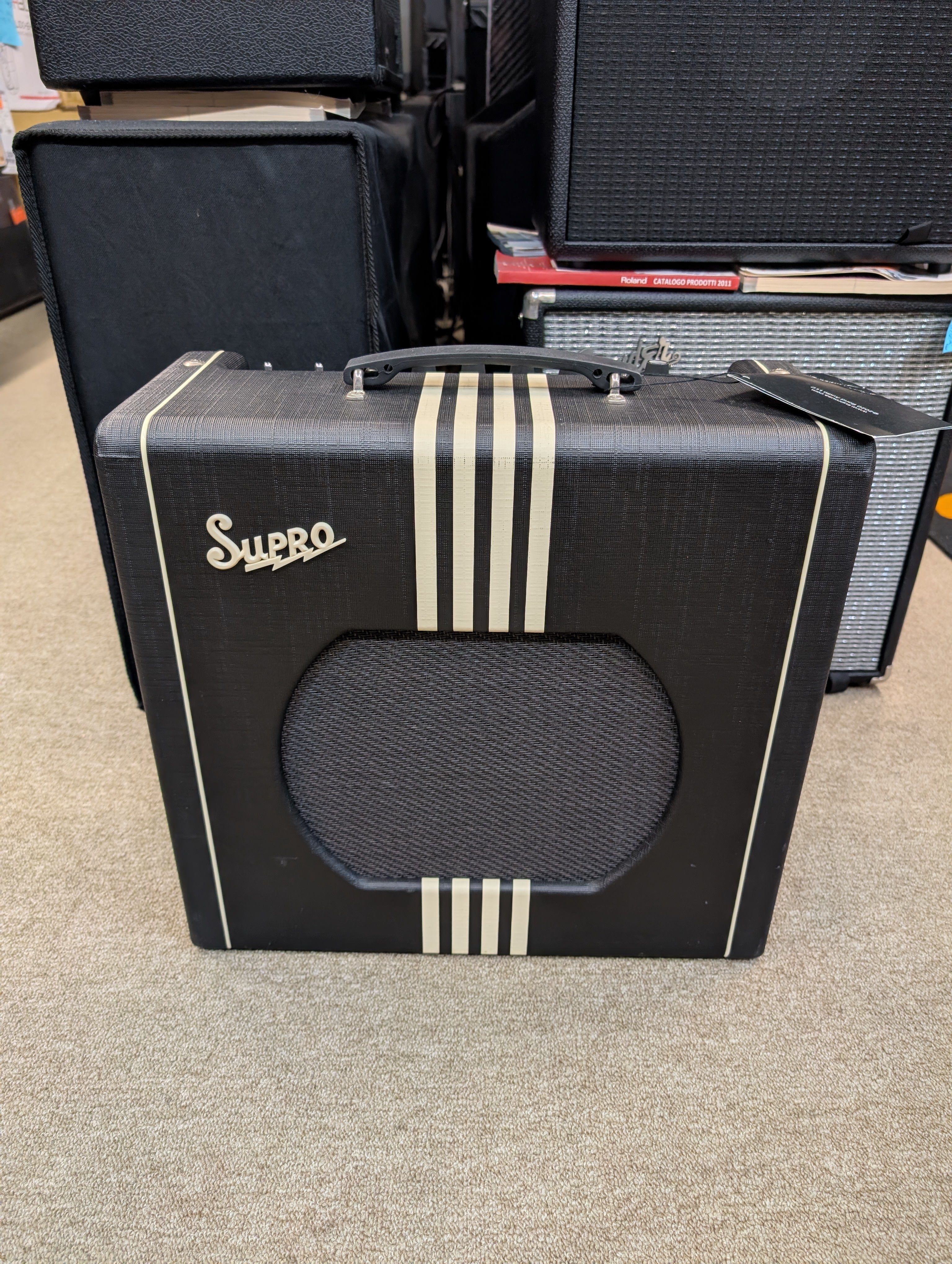 Supro Delta King 12