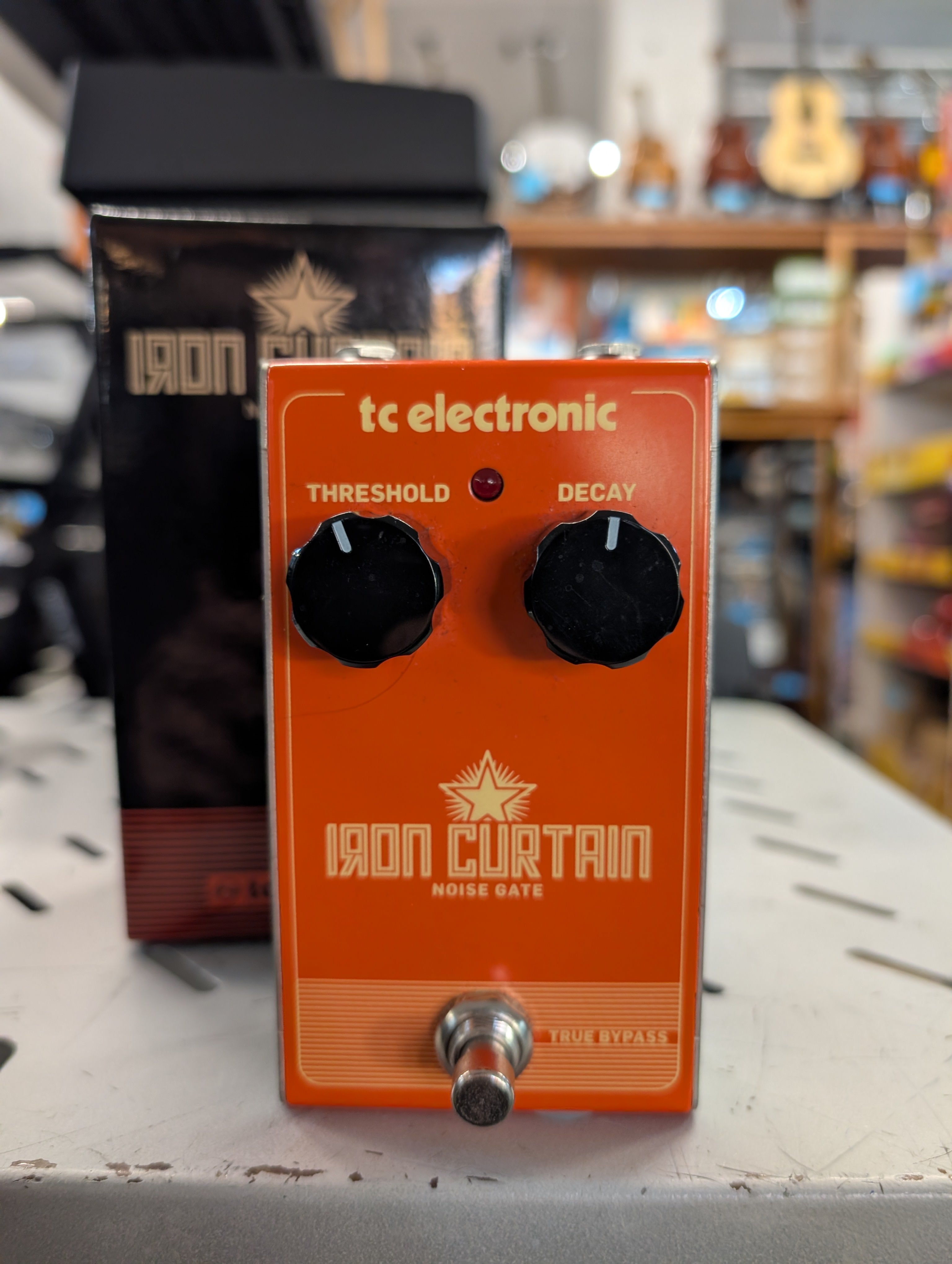 TC Electronic Iron Curtain Noise Gate