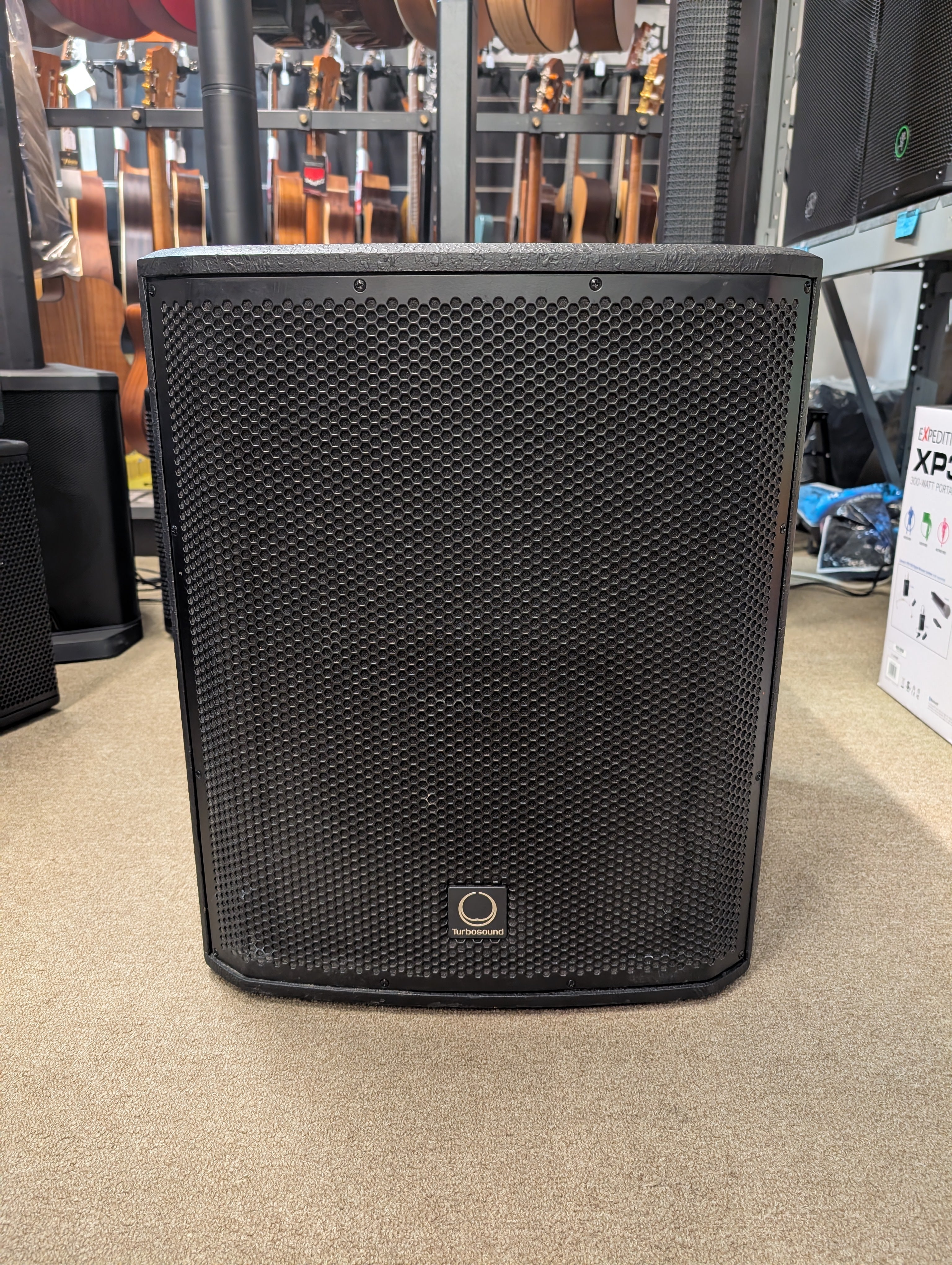 Turbosound IP15B