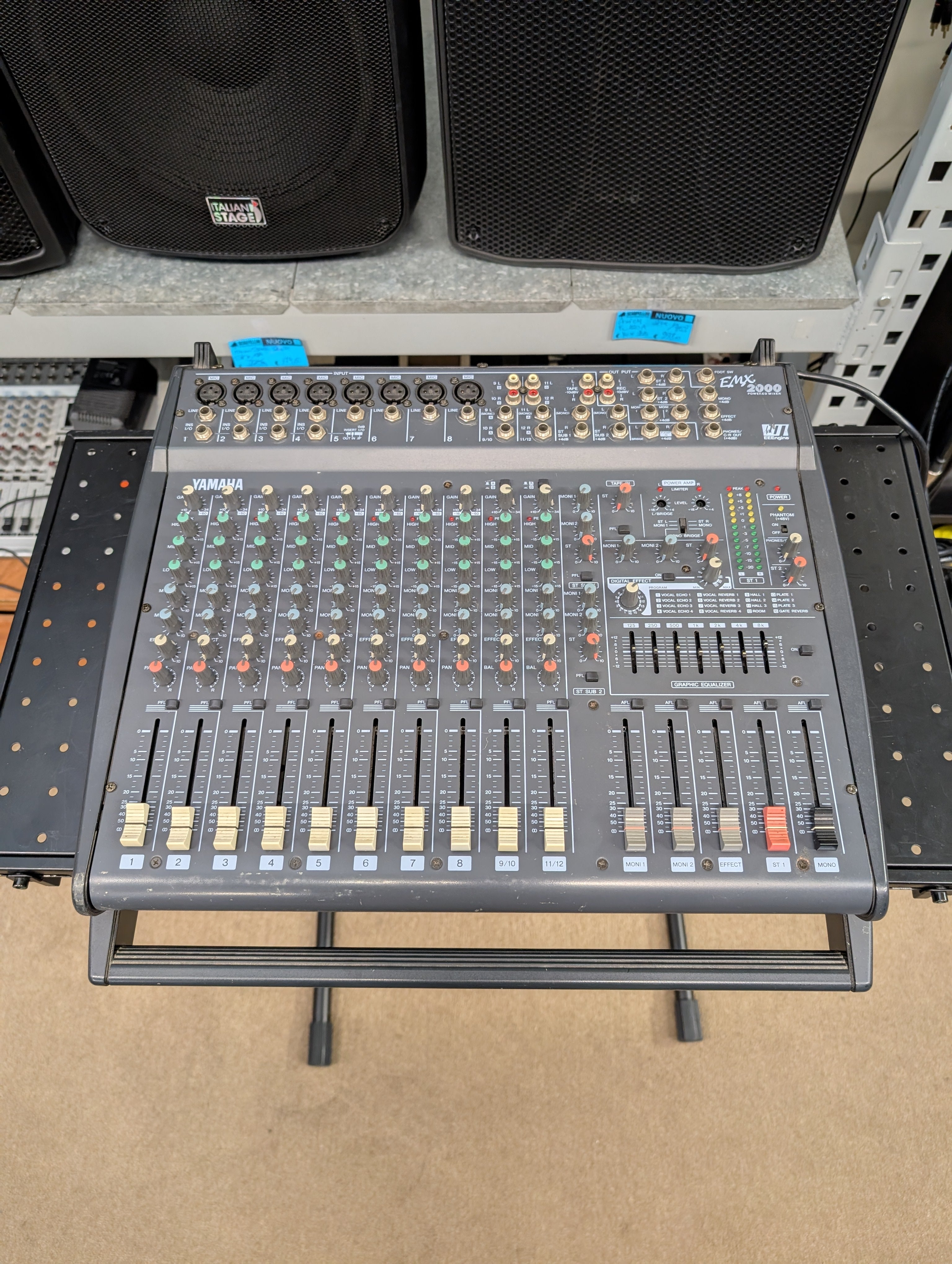 Yamaha EMX2000