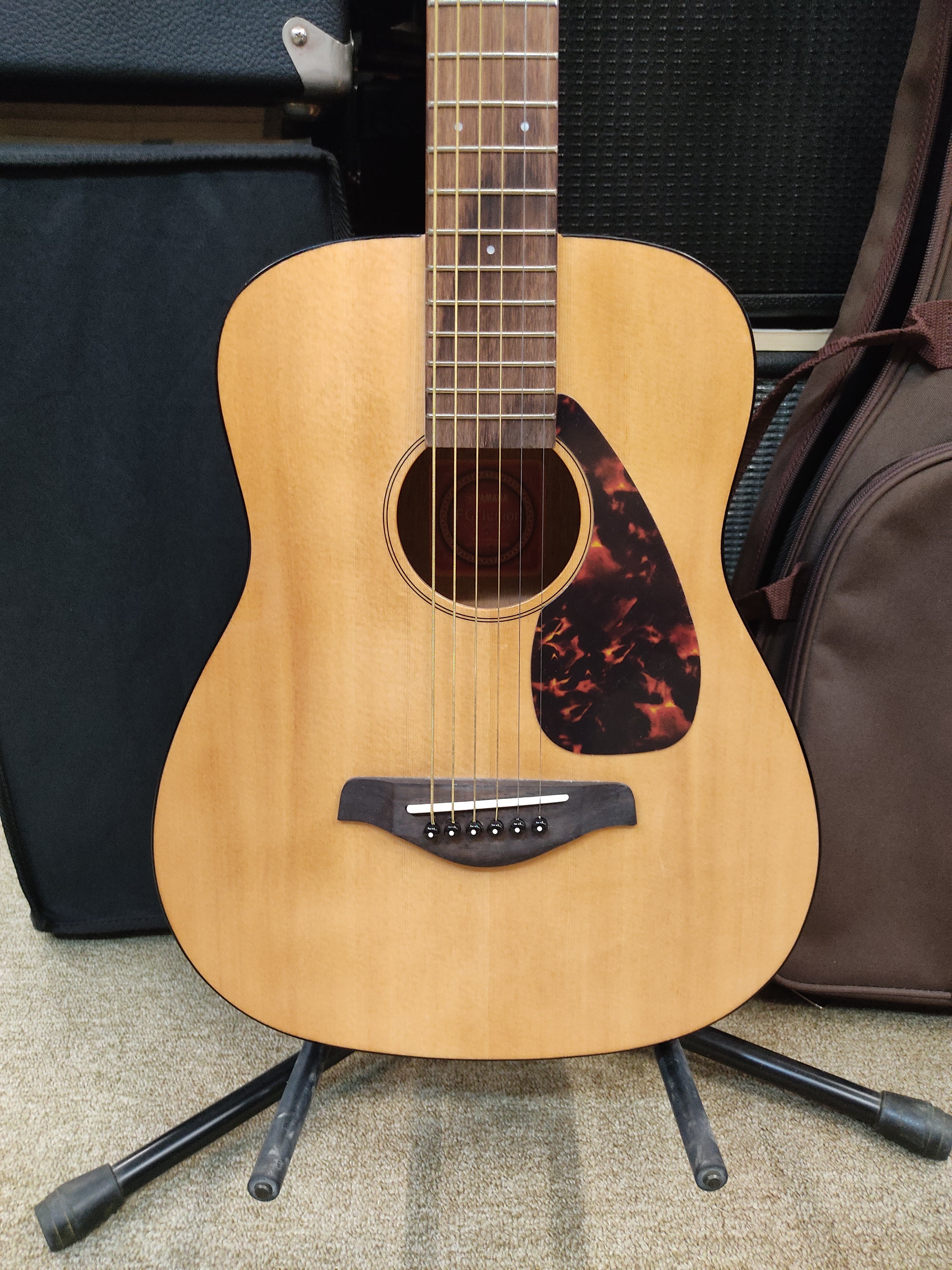 Yamaha FG JR1