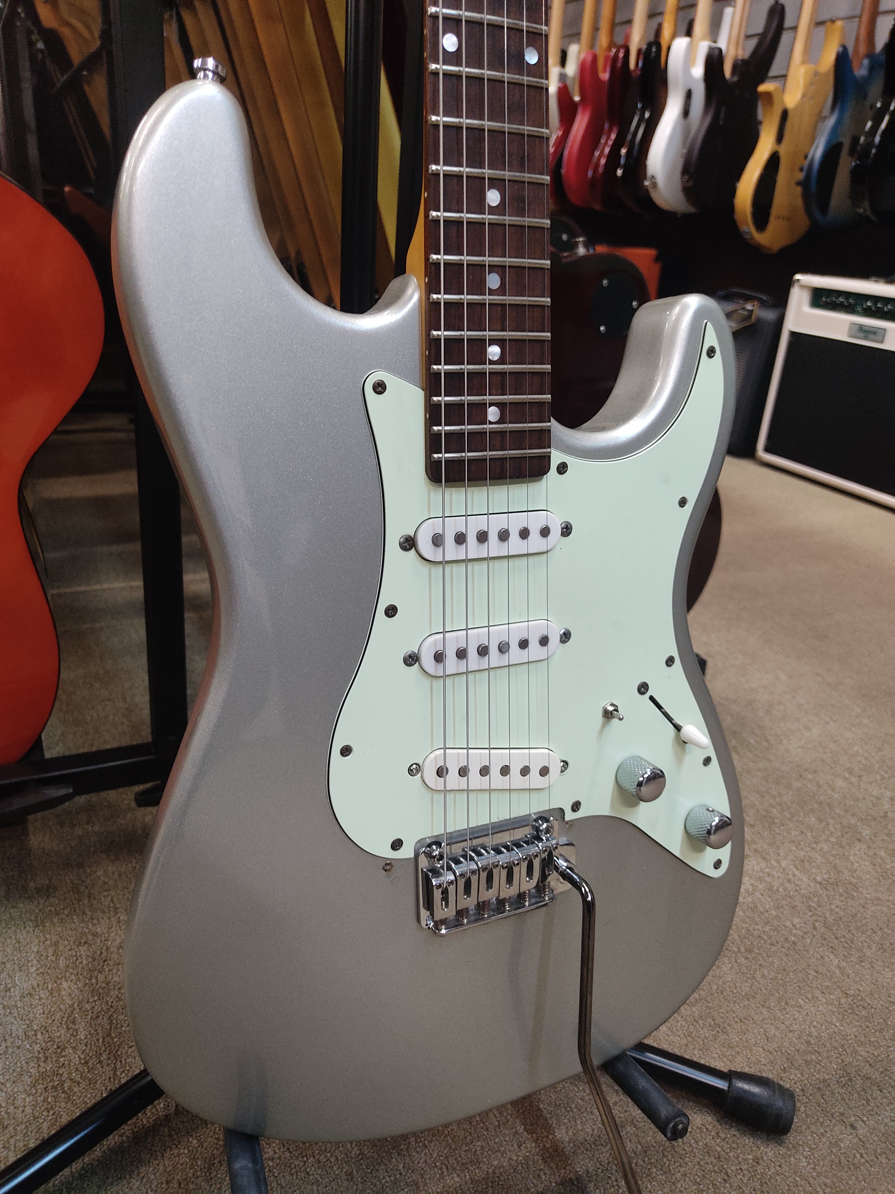 Schecter Nick Johnston Traditional Atomic Silver